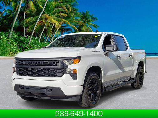Summit White 2025 Chevrolet Silverado 1500 Custom