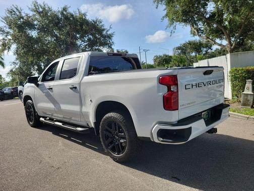 Summit White 2025 Chevrolet Silverado 1500 Custom