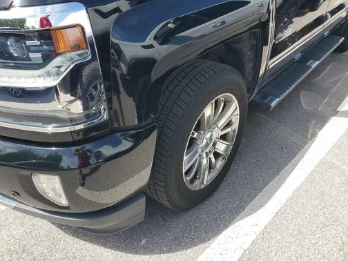 2018 Chevrolet Silverado 1500 High Country