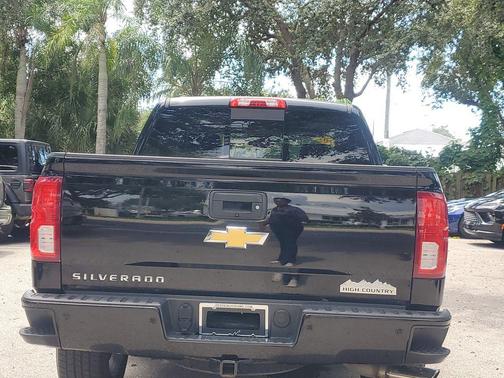 2018 Chevrolet Silverado 1500 High Country