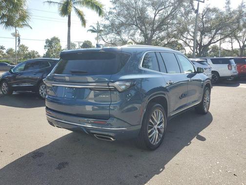 2025 Buick Enclave Avenir FWD