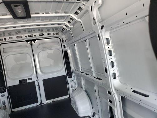 Bright White Clearcoat 2026 RAM ProMaster 2500 High Roof