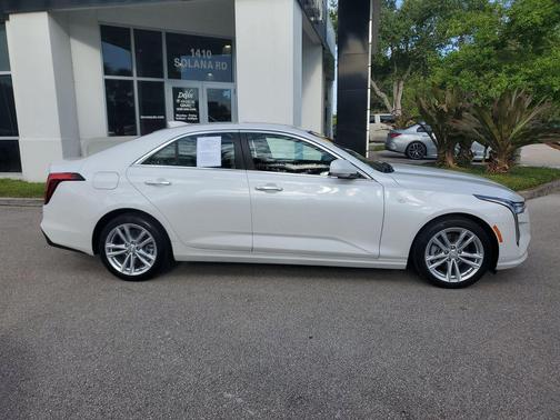 Crystal White Tricoat 2023 Cadillac CT4 Luxury