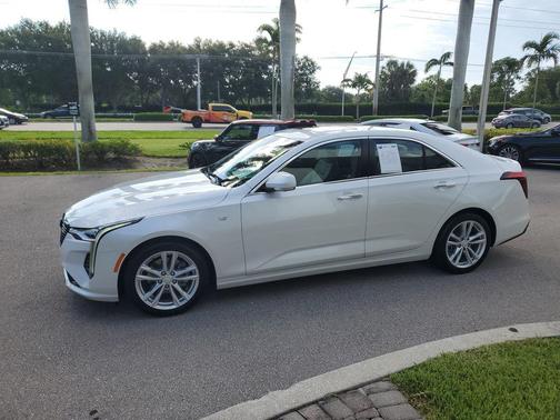 Crystal White Tricoat 2023 Cadillac CT4 Luxury