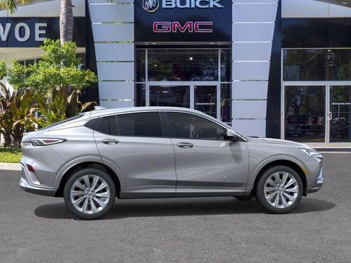 Moonstone Gray Metallic 2026 Buick Envista Avenir FWD