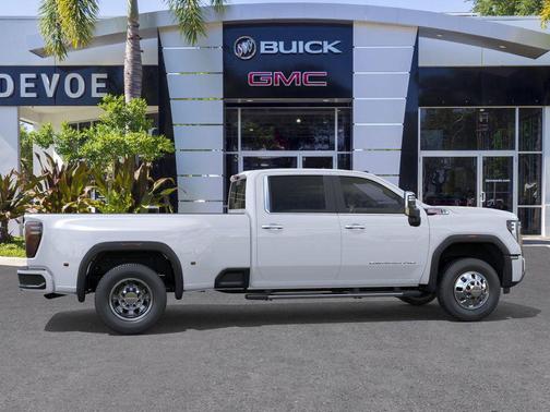 GLACIER WHITE T 2026 GMC Sierra 3500 Denali