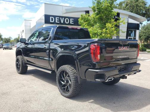Onyx Black 2026 GMC Sierra 1500 Denali