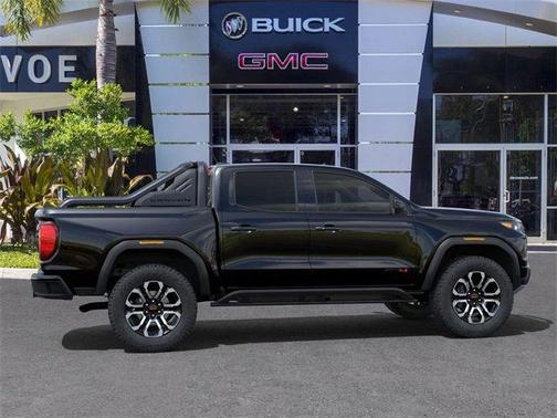 2025 GMC Canyon Base