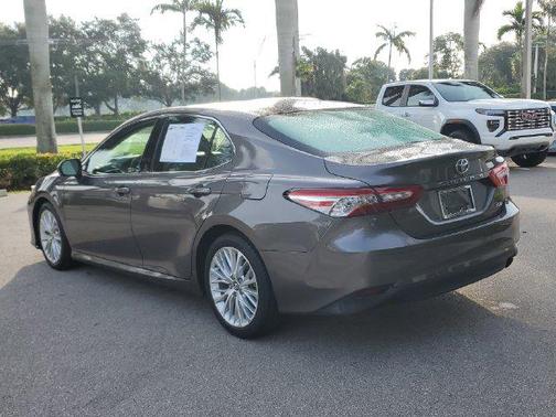 Predawn Gray Mica 2018 Toyota Camry XLE
