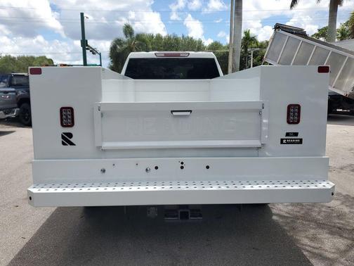 2025 GMC Sierra 3500 Base