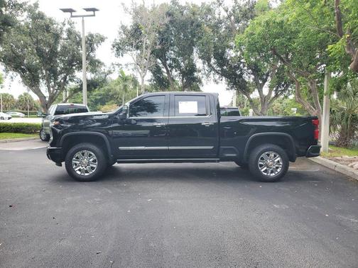 Black 2024 Chevrolet Silverado 2500 High Country