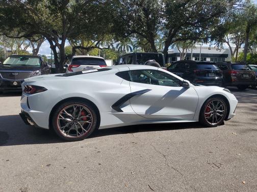 2023 Chevrolet Corvette Stingray w/2LT