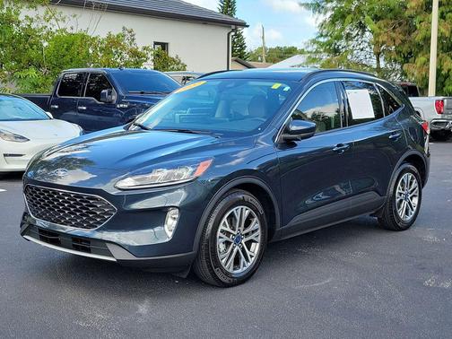 2022 Ford Escape SEL