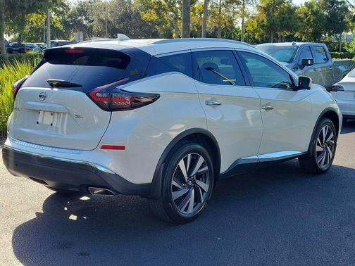 2022 Nissan Murano SL FWD