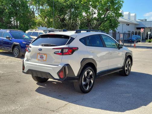 Crystal White Pearl 2025 Subaru Crosstrek Limited