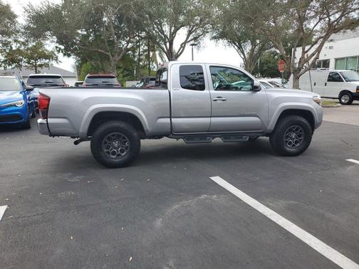 2018 Toyota Tacoma SR5