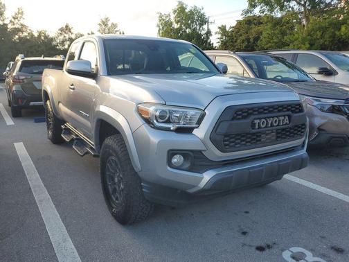 2018 Toyota Tacoma SR5