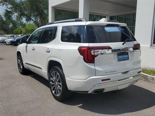 2022 GMC Acadia Denali
