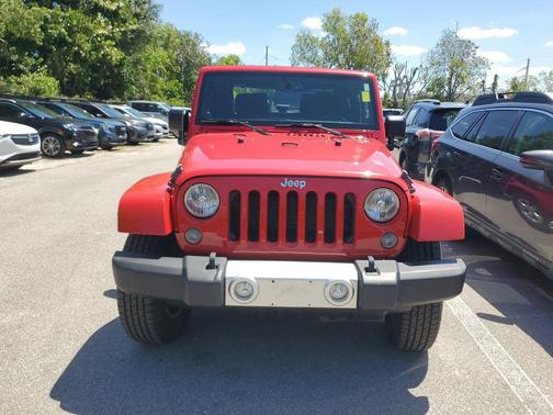 Flame Red Clearcoat 2014 Jeep Wrangler Sahara