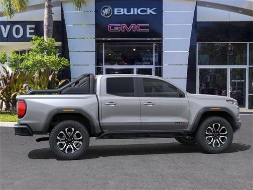 2025 GMC Canyon Base