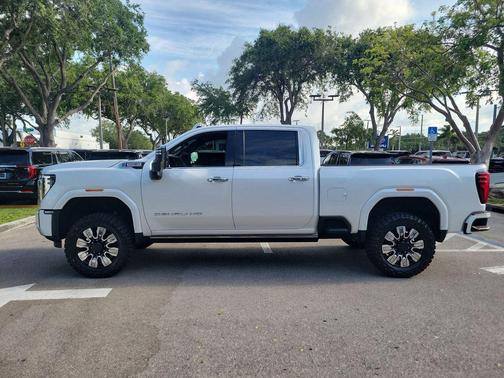 White Frost Tricoat 2024 GMC Sierra 2500 Denali