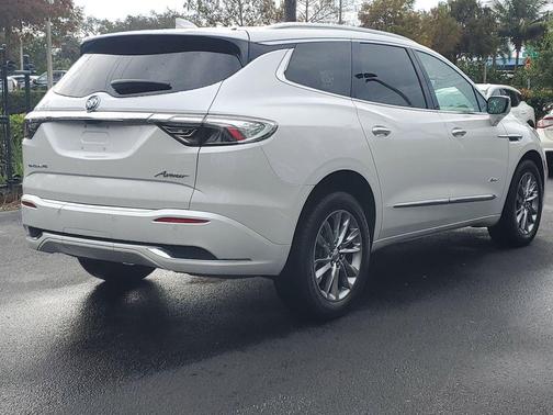 2024 Buick Enclave Avenir FWD