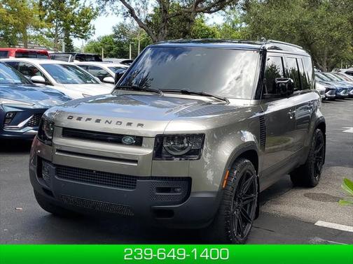 2022 Land Rover Defender 110 SE