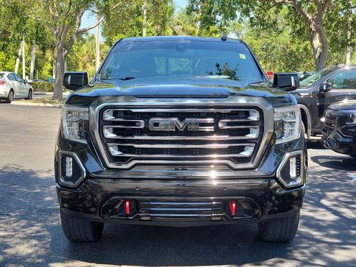 Onyx Black 2022 GMC Sierra 1500 AT4