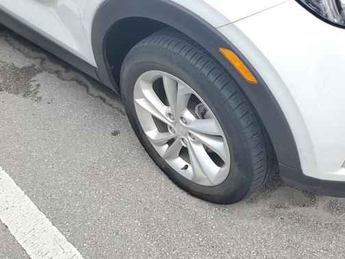 Summit White 2023 Buick Encore GX Preferred