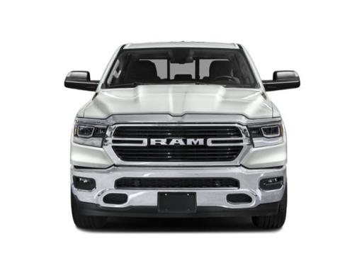 Diamond Black Crystal Pearlcoat 2020 RAM 1500 Laramie