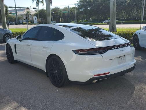 Carrara White Metallic 2023 Porsche Panamera Platinum Edition