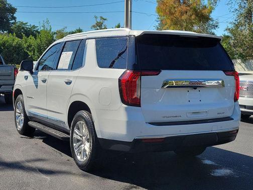 2021 GMC Yukon SLT