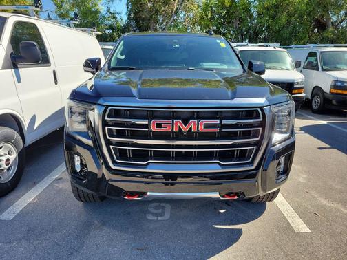 2023 GMC Yukon 4WD AT4