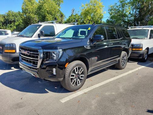 2023 GMC Yukon 4WD AT4