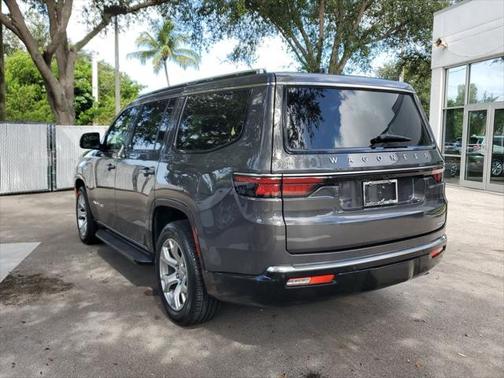 2022 Jeep Wagoneer Series II 4x2