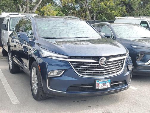 2023 Buick Enclave Essence AWD