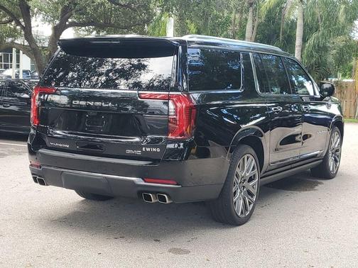 2025 GMC Yukon XL Denali Ultimate