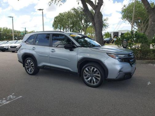 Ice Silver Metallic 2025 Subaru Forester Touring