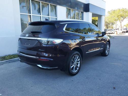 2024 Buick Enclave Avenir FWD