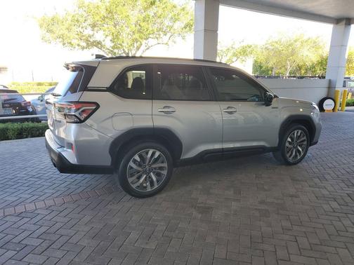 Ice Silver Metallic 2025 Subaru Forester Hybrid Touring