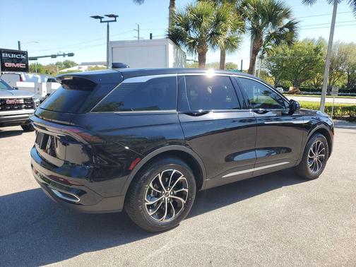 Infinite Black Metallic Clearcoat 2024 Lincoln Nautilus Premiere