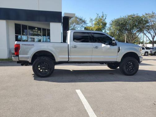 2022 Ford F-250 Platinum