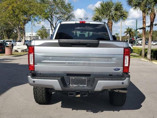 2022 Ford F-250 Platinum