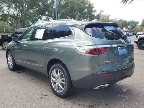 2022 Buick Enclave AWD Essence