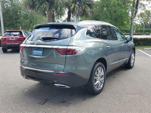 2022 Buick Enclave AWD Essence