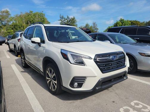 Crystal White Pearl 2023 Subaru Forester Limited