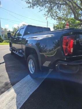2022 GMC Sierra 3500 Denali
