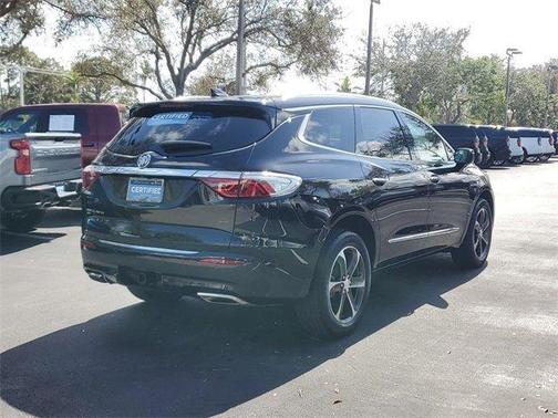 2022 Buick Enclave AWD Essence