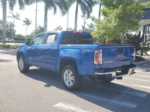 Marine Blue Metallic 2020 GMC Canyon SLE