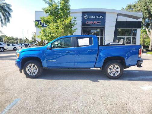 Marine Blue Metallic 2020 GMC Canyon SLE